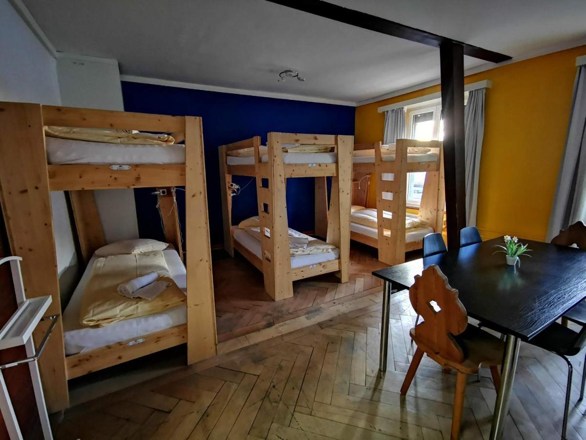 Downtown Hostel Interlaken Esterno foto