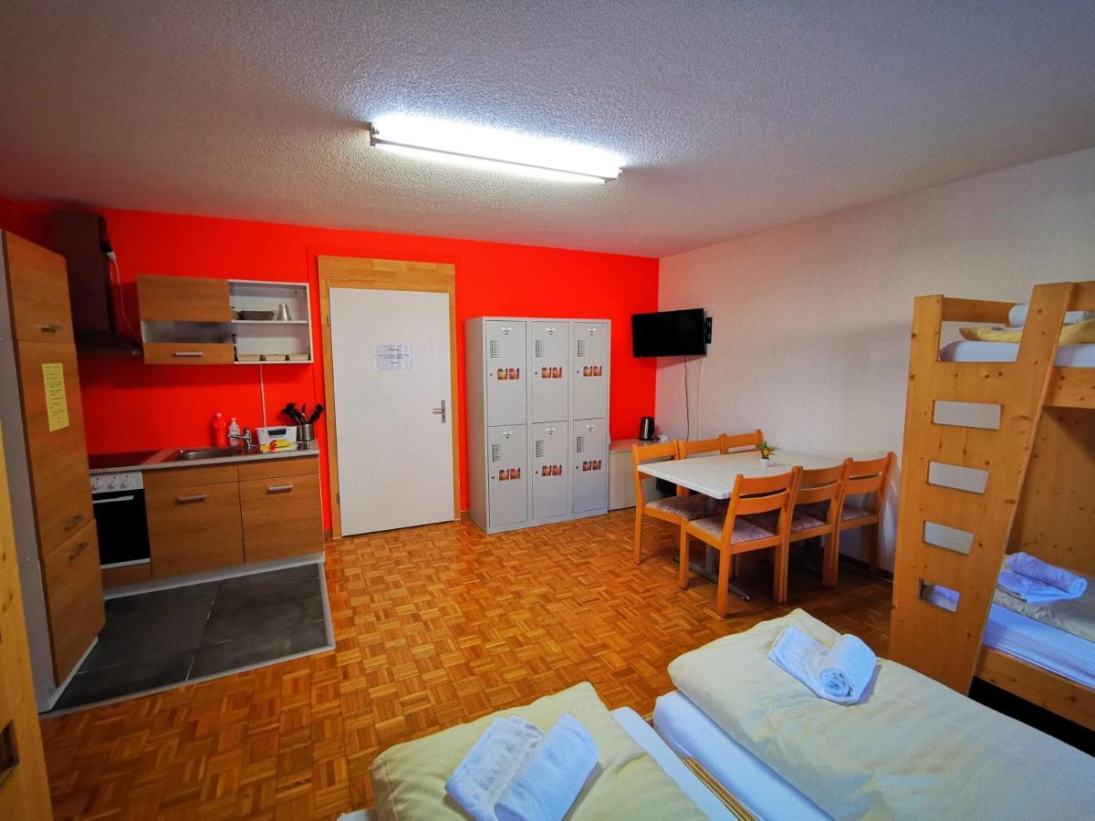 Downtown Hostel Interlaken Esterno foto