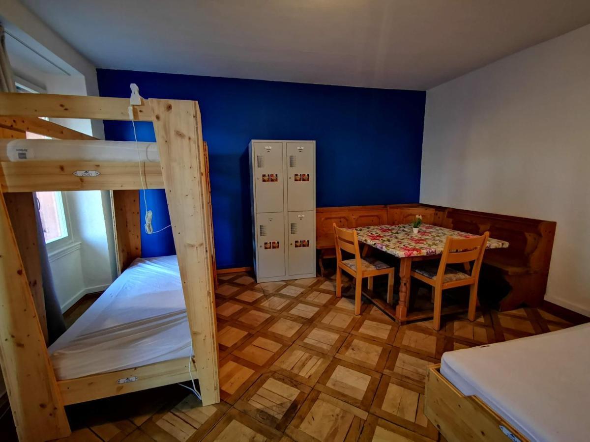 Downtown Hostel Interlaken Esterno foto